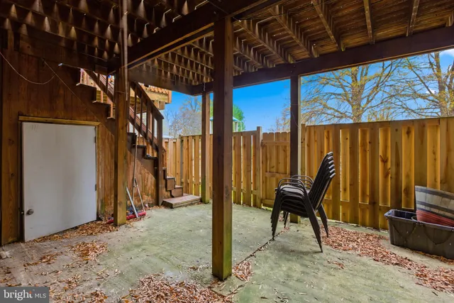 $400,000 | 14929 London Lane, Bowie, MD 20715