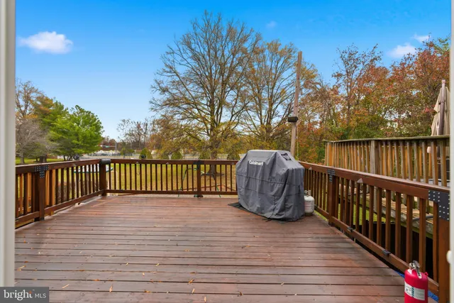 $400,000 | 14929 London Lane, Bowie, MD 20715