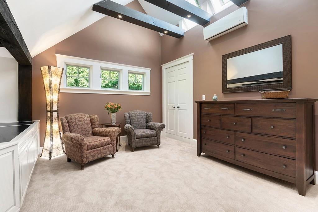 69 Pontiac Road Newton, MA 02468 - Photo 20 of 32