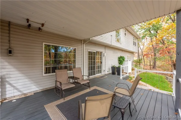 $475,000 | 662 Grandview Lane, Linn Creek, MO 65052