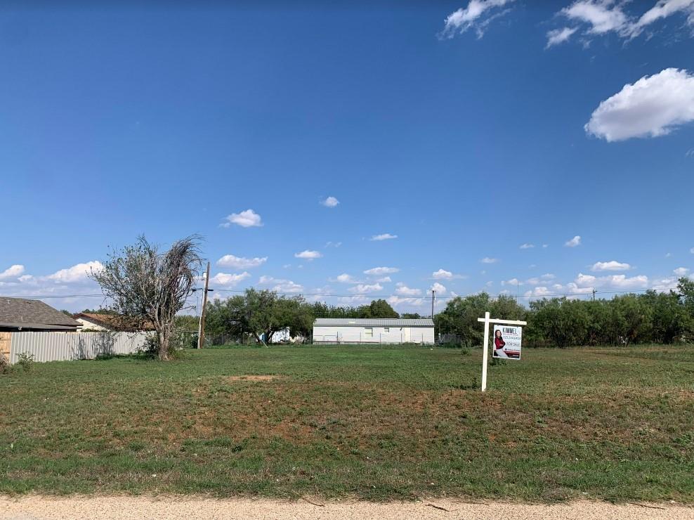 306 Lamar Street Merkel, TX 79536 - Photo 5 of 5 a front view of a house with a yard