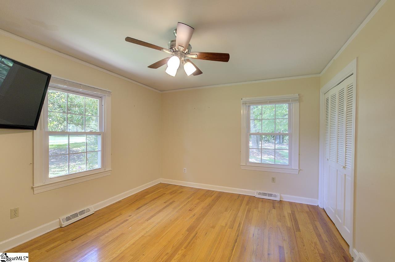 202 Ridgecrest Court Simpsonville, SC 29680 - Photo 32 of 49