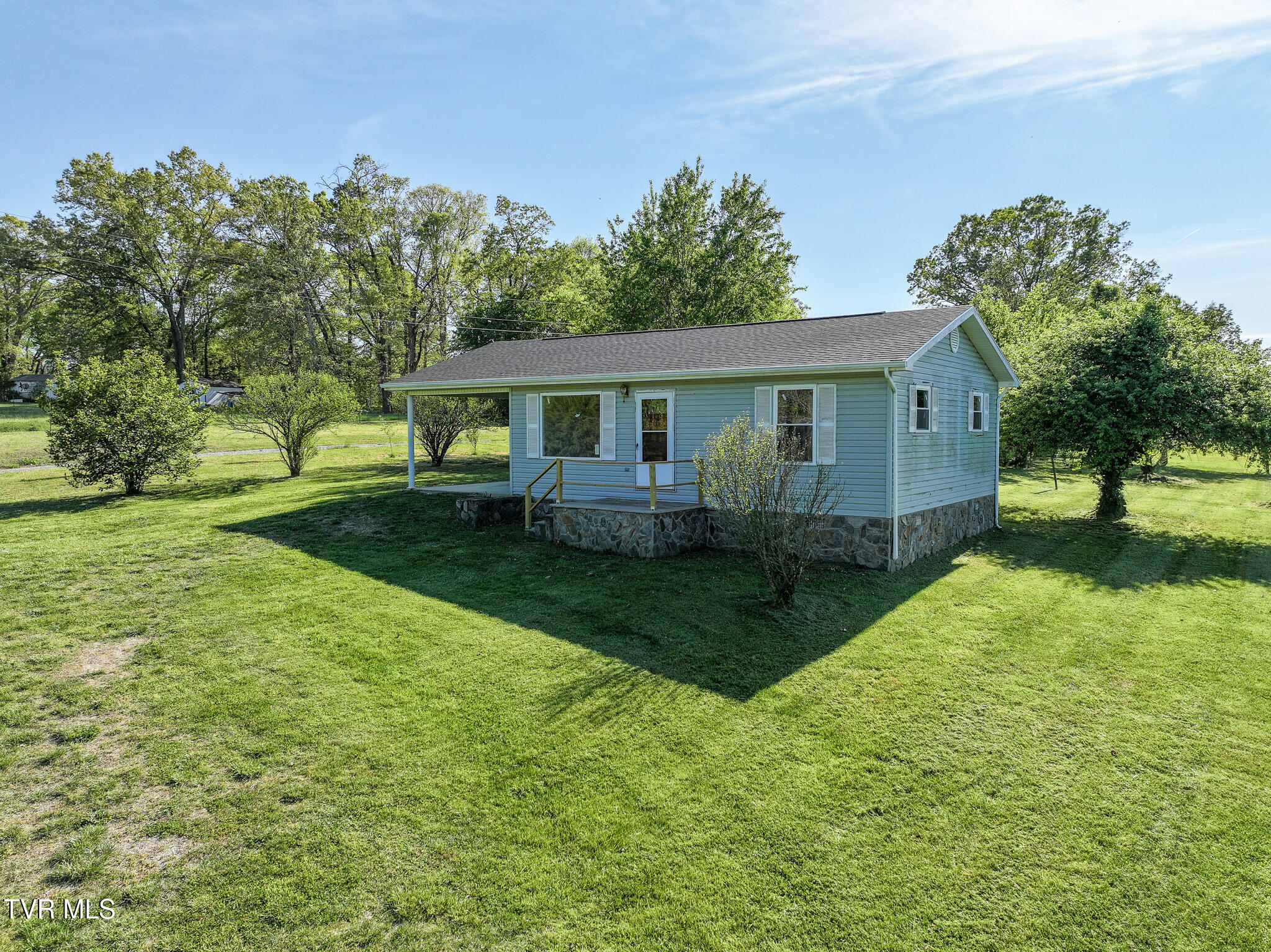 3305 Old Kentucky Road West Mosheim, TN 37818 - Photo 21 of 29 DJI_20260417155922_0670_D