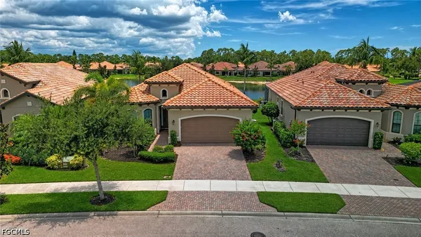 $765,000 | 9292 Isla Bella Circle, Bonita Springs, FL 34135