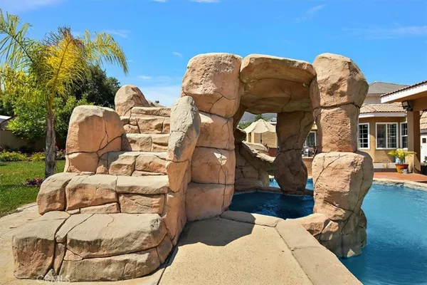 $1,994,900 | 2335 North San Antonio Avenue, Upland, CA 91784
