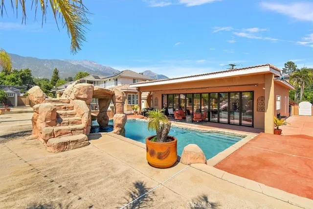 $1,999,900 | 2335 North San Antonio Avenue, Upland, CA 91784