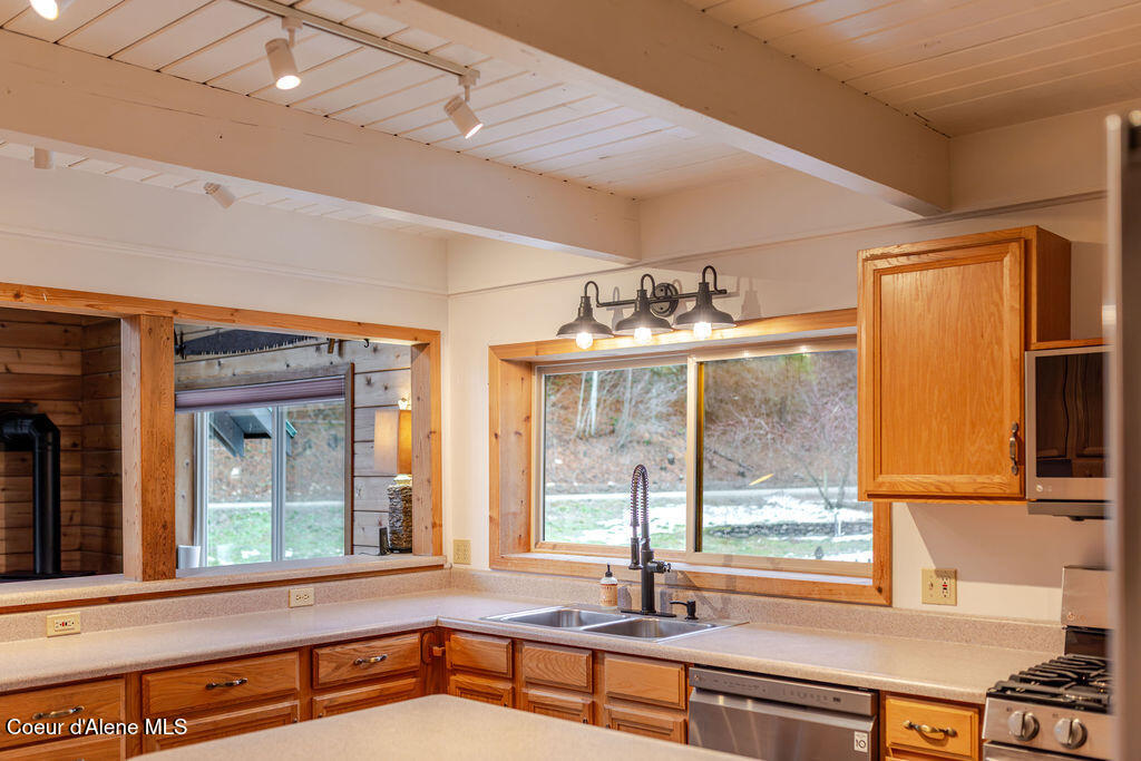 900 Trestle Creek Road Hope, ID 83836 - Photo 14 of 102 FP3A8639