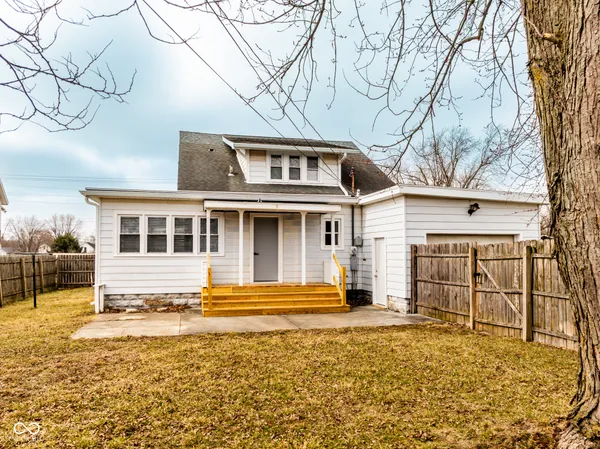 $179,900 | 120 North Center Street, Eaton, IN 47338