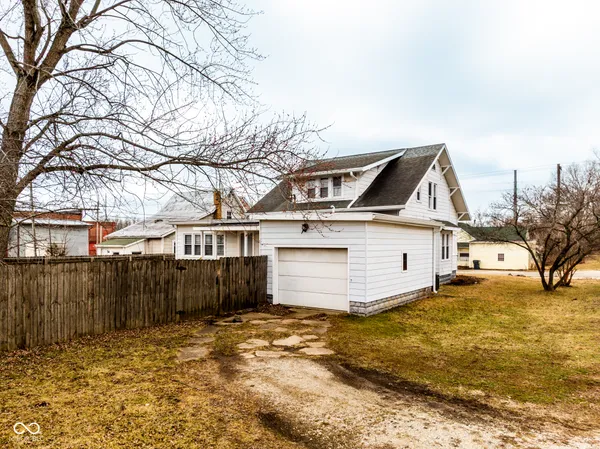 $179,900 | 120 North Center Street, Eaton, IN 47338