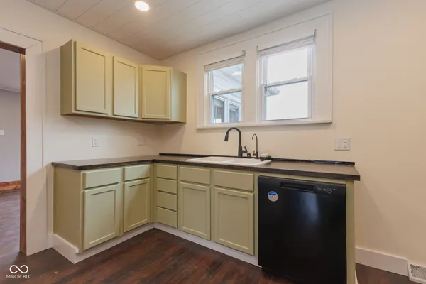 $179,900 | 120 North Center Street, Eaton, IN 47338