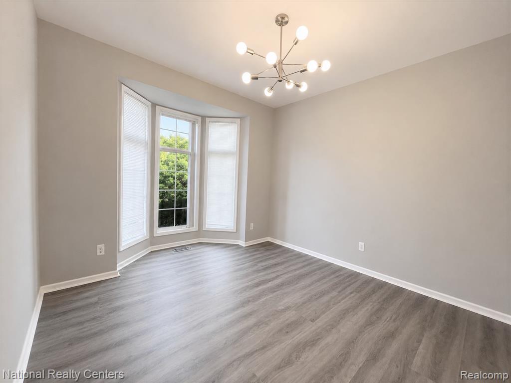 2056 Somerville Road Rochester Hills, MI 48307 - Photo 9 of 84