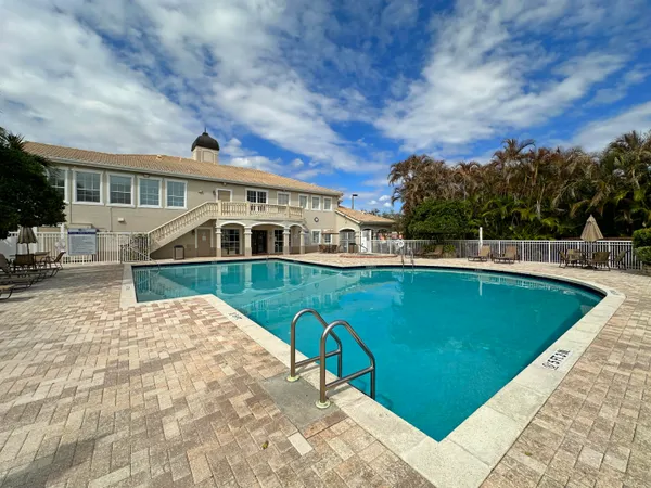 $1,650 | 152 Southwest Peacock Boulevard, Unit 27105, Port St. Lucie, FL 34986