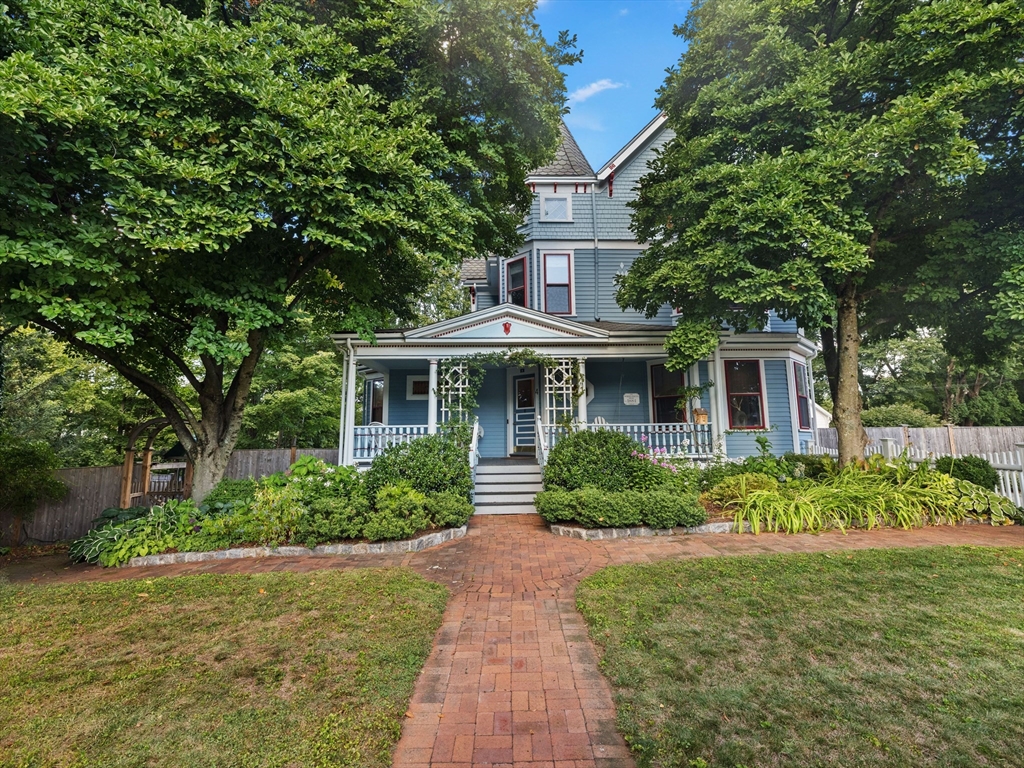 4 Latisquama Road Southborough, MA 01772 - Photo 2 of 42 front view of a house with a yard