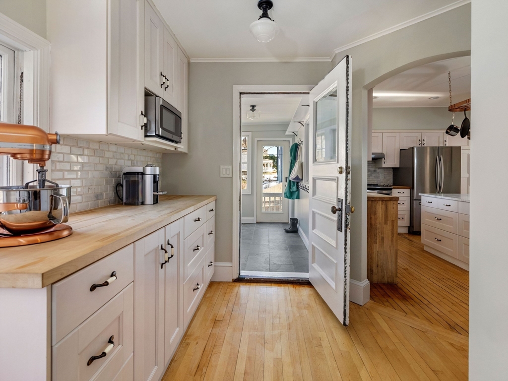 4 Latisquama Road Southborough, MA 01772 - Photo 24 of 42