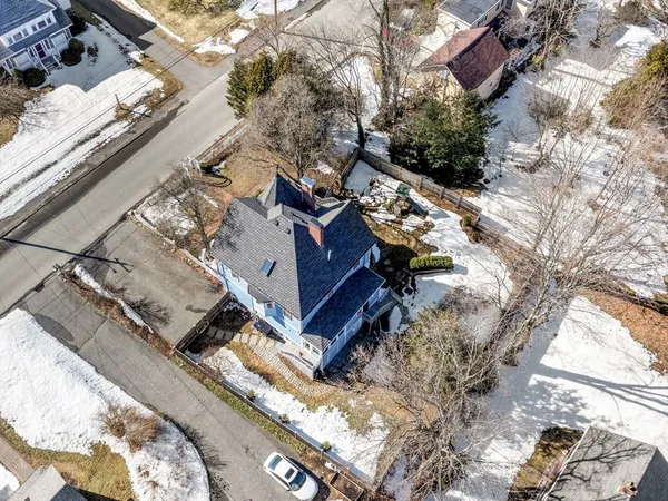 $1,150,000 | 4 Latisquama Road, Southborough, MA 01772