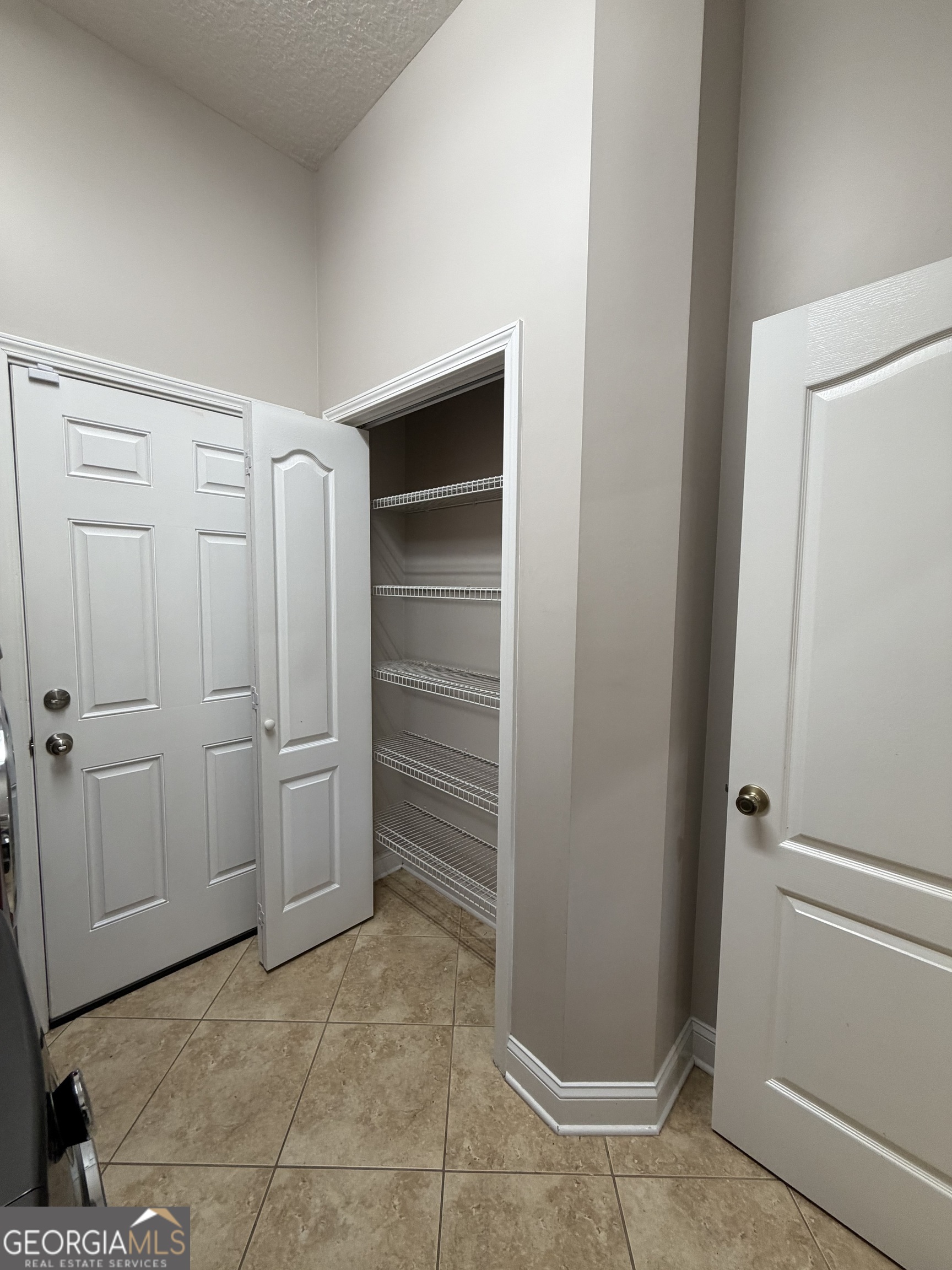 108 Heron's Nest Circle Kingsland, GA 31548 - Photo 62 of 62 a view of walk in closet