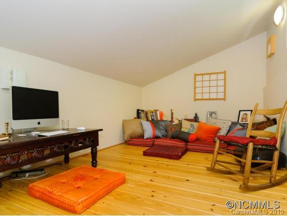 58 Maple Springs Road Asheville, NC 28805 - Photo 16 of 24 Gallery Image 16
