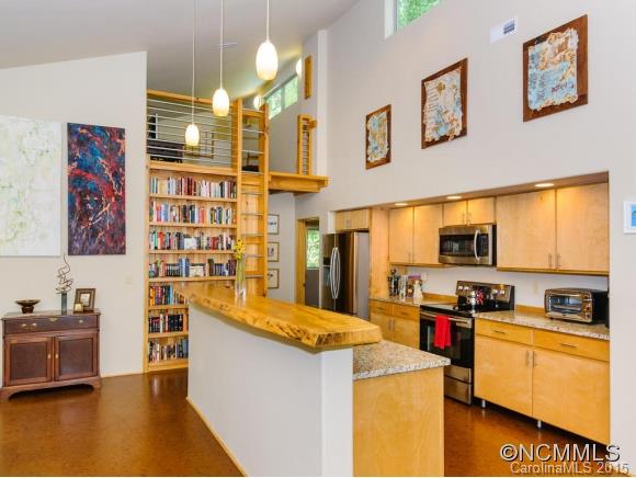 58 Maple Springs Road Asheville, NC 28805 - Photo 8 of 24 Gallery Image 8