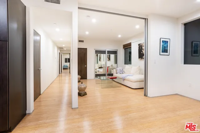 $8,995 | 6985 Trolleyway South, Playa del Rey, CA 90293