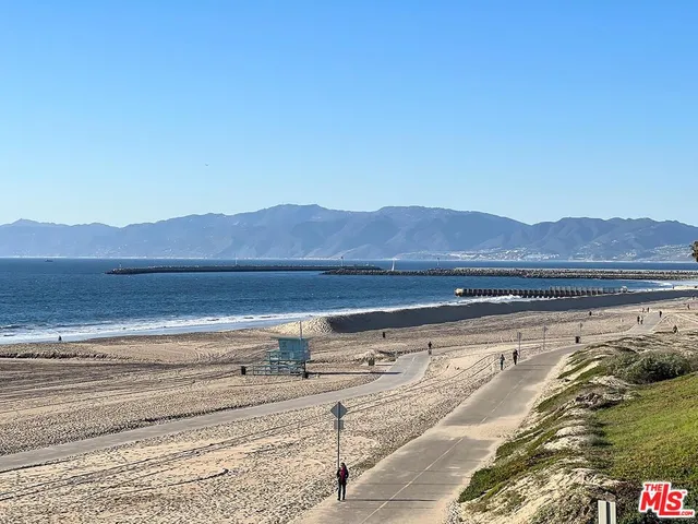 $8,995 | 6985 Trolleyway South, Playa del Rey, CA 90293