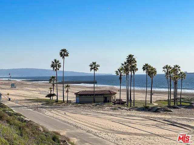 $8,995 | 6985 Trolleyway South, Playa del Rey, CA 90293