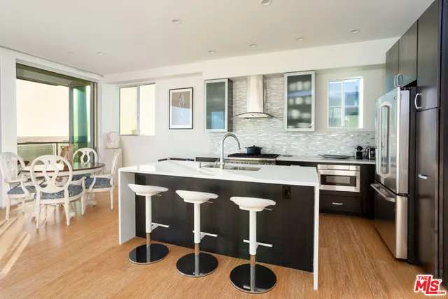 $8,995 | 6985 Trolleyway South, Playa del Rey, CA 90293