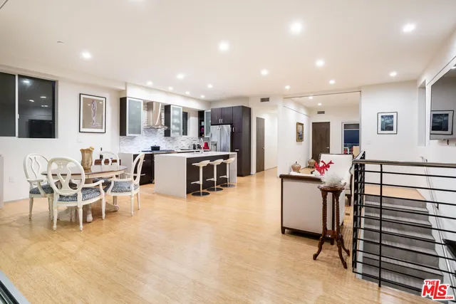 $8,995 | 6985 Trolleyway South, Playa del Rey, CA 90293