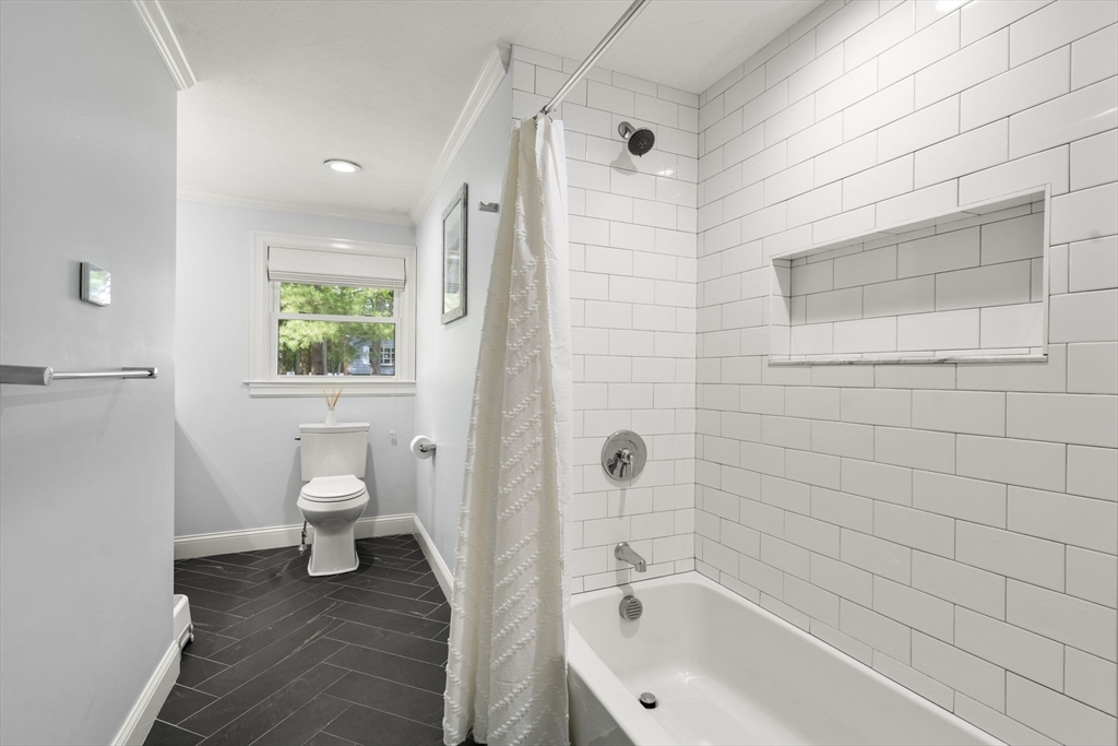29 Ledgewood Road Framingham, MA 01701 - Photo 17 of 34 Gallery Image 17