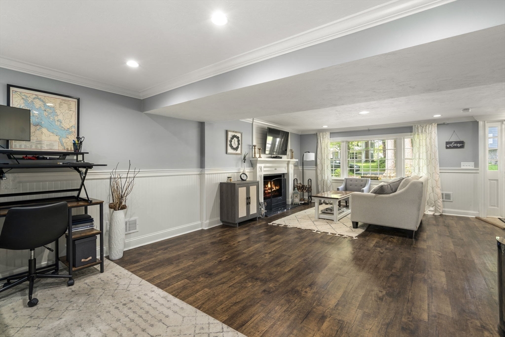 29 Ledgewood Road Framingham, MA 01701 - Photo 22 of 34 Gallery Image 22