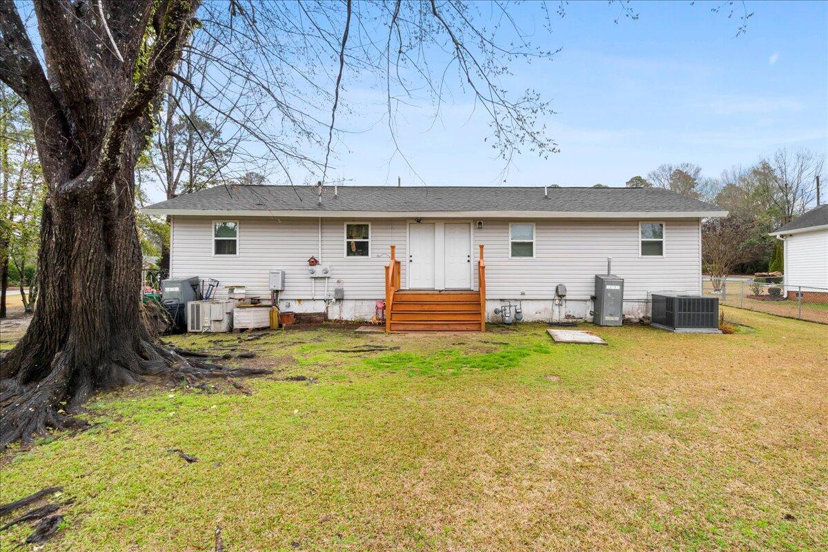 406 Butler Street St. Matthews, SC 29135 - Photo 2 of 10 18-DSC05100_1