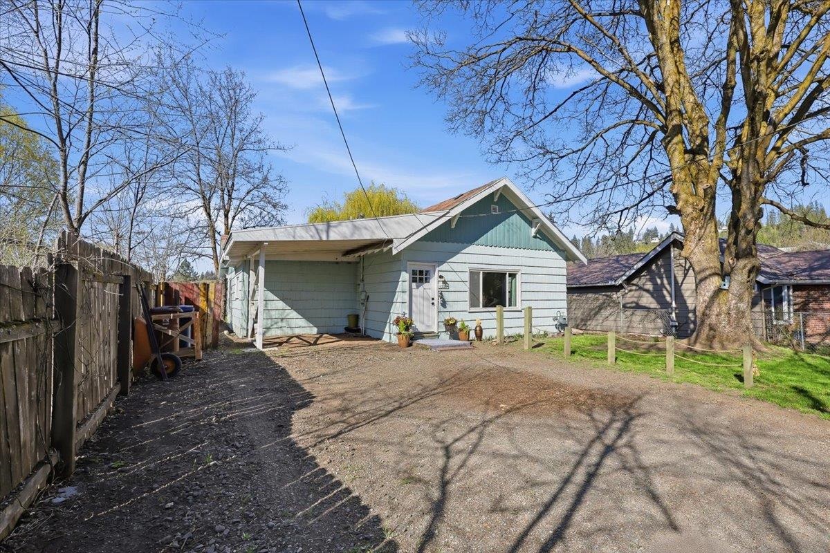 1920 West 23rd Avenue Spokane, WA 99224 - Photo 2 of 27