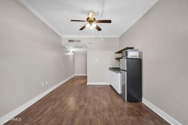 $995 | 5753 West Glendale Avenue, Unit 206, Glendale, AZ 85301