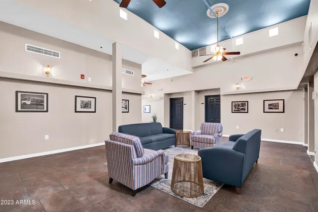 $995 | 5753 West Glendale Avenue, Unit 206, Glendale, AZ 85301