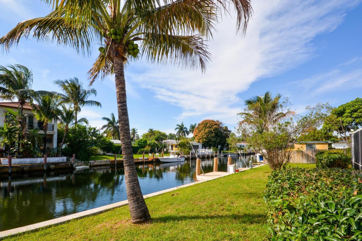 772 Northeast 70th Street Boca Raton, FL 33487 - Photo 3 of 28 772 NE 70th Street