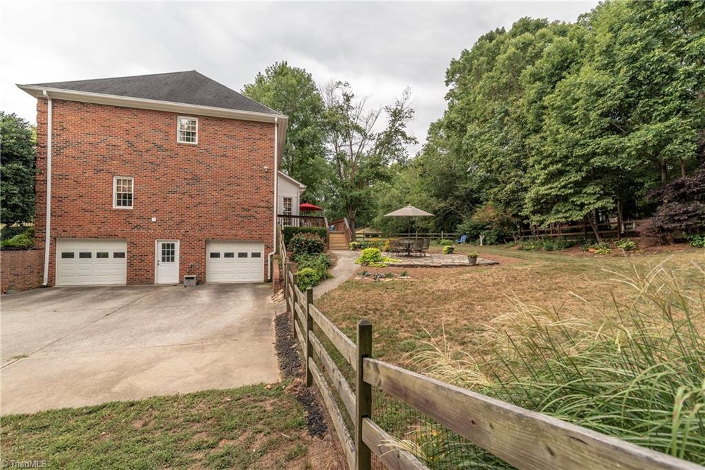1816 Curraghmore Road Clemmons, NC 27012 - Photo 3 of 30