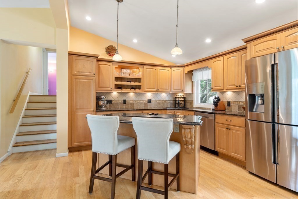 16 Old Farm Road Auburn, MA 01501 - Photo 15 of 42 Gallery Image 15