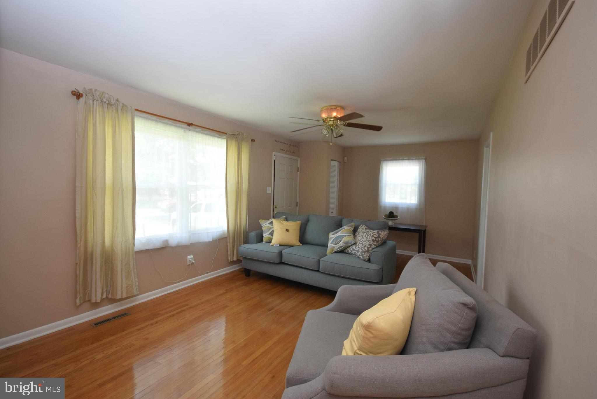 106 Jarmon Road Elkton, MD 21921 - Photo 11 of 16 Family Room