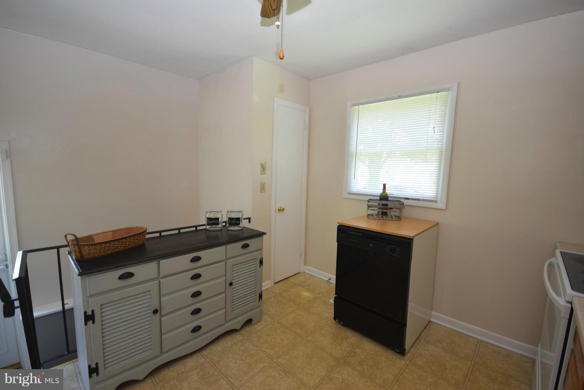 106 Jarmon Road Elkton, MD 21921 - Photo 5 of 16 Kitchen