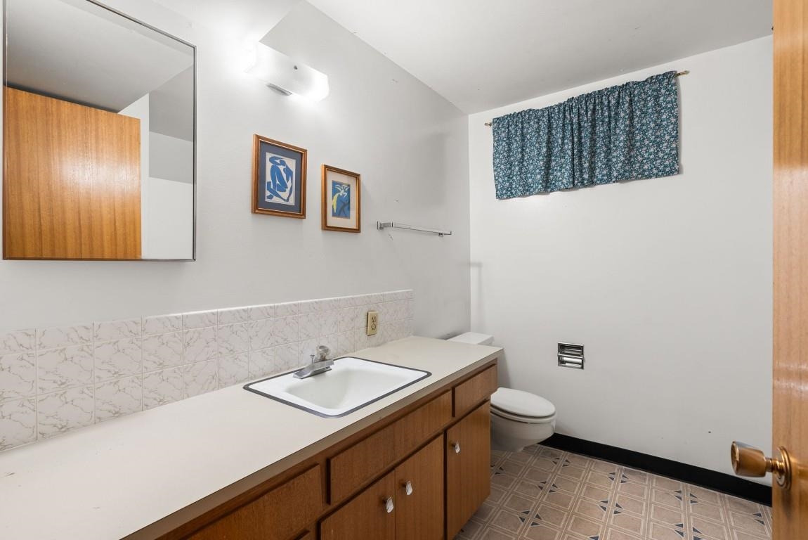 2426 Cheney Spokane Road Cheney, WA 99004 - Photo 27 of 48