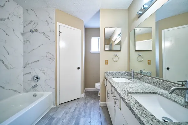 $1,600 | 10235 Gulfstream Lane, Sugar Land, TX 77498