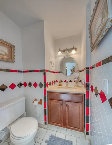 $375,000 | 3601 South Ocean Boulevard, Unit 307, South Palm Beach, FL 33480