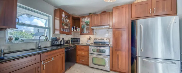 $375,000 | 3601 South Ocean Boulevard, Unit 307, South Palm Beach, FL 33480