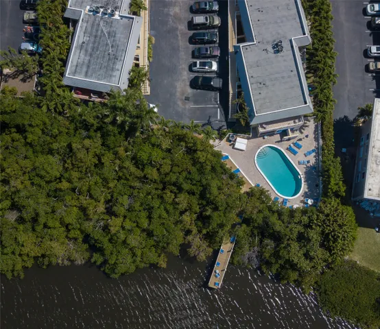 $375,000 | 3601 South Ocean Boulevard, Unit 307, South Palm Beach, FL 33480