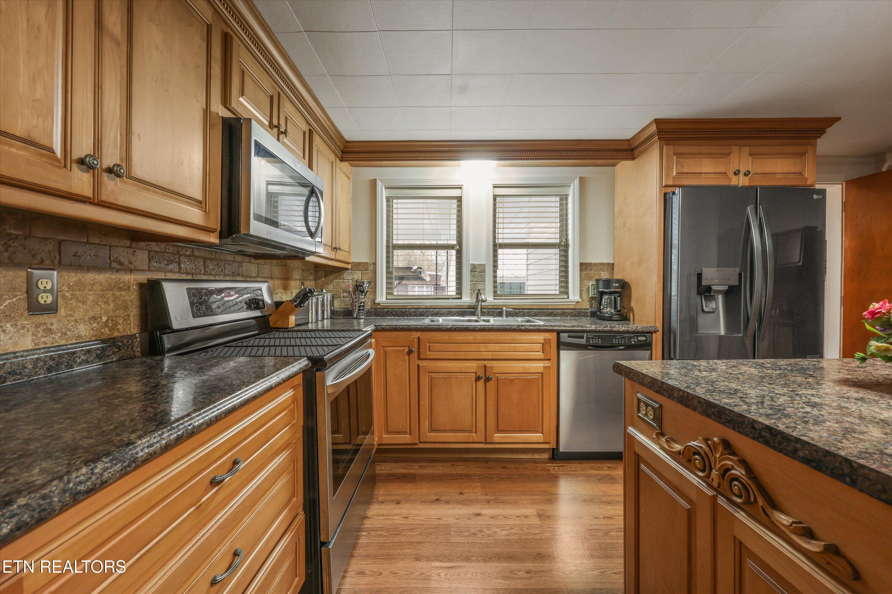 417 Allensville Road Sevierville, TN 37876 - Photo 11 of 37 16-417 Allensville Rd -05