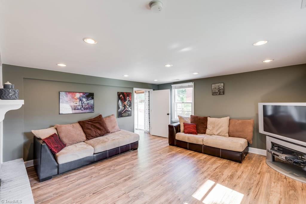 1324 Pinebluff Road Winston-Salem, NC 27103 - Photo 18 of 30 Gallery Image 18