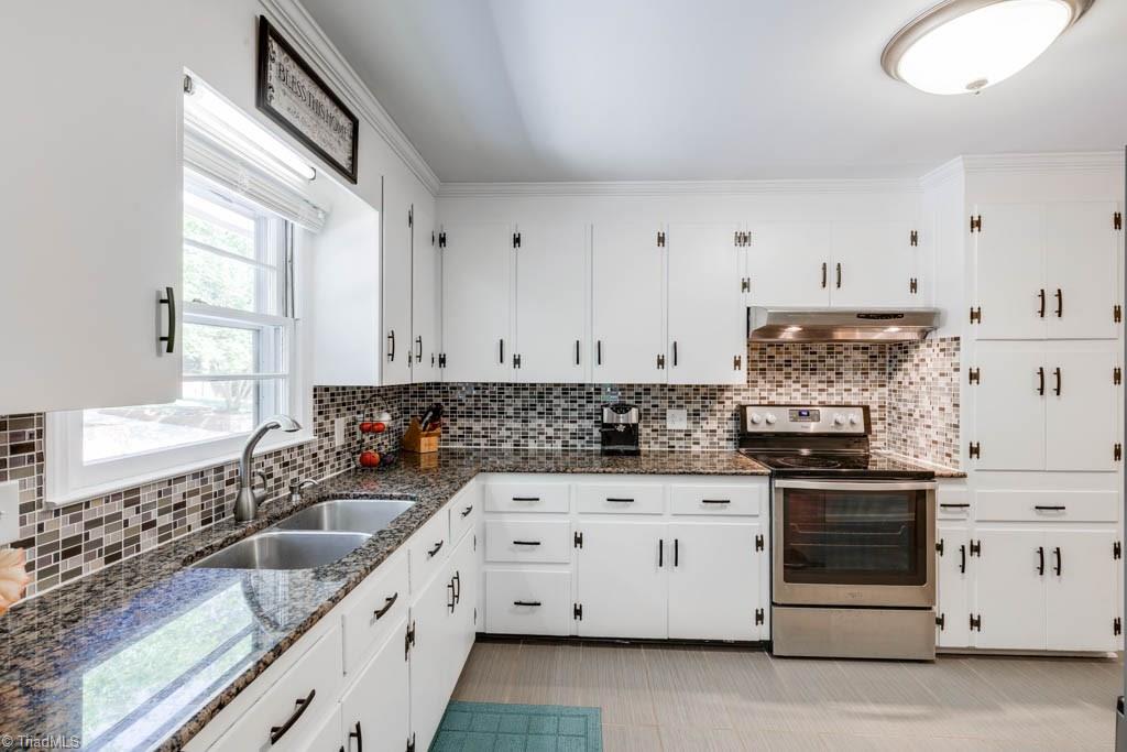 1324 Pinebluff Road Winston-Salem, NC 27103 - Photo 7 of 30 Gallery Image 7