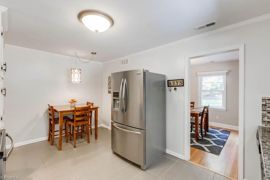 1324 Pinebluff Road Winston-Salem, NC 27103 - Photo 8 of 30 Gallery Image 8