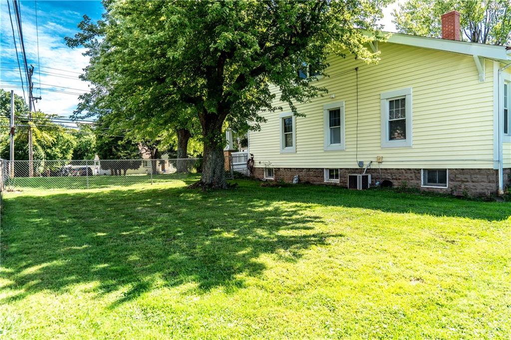 1679 Brodhead Road Coraopolis, PA 15108 - Photo 24 of 25 Gallery Image 24