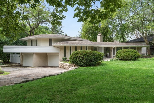 1122 Elm Ridge Drive Glencoe, IL 60022 - Photo 2 of 23