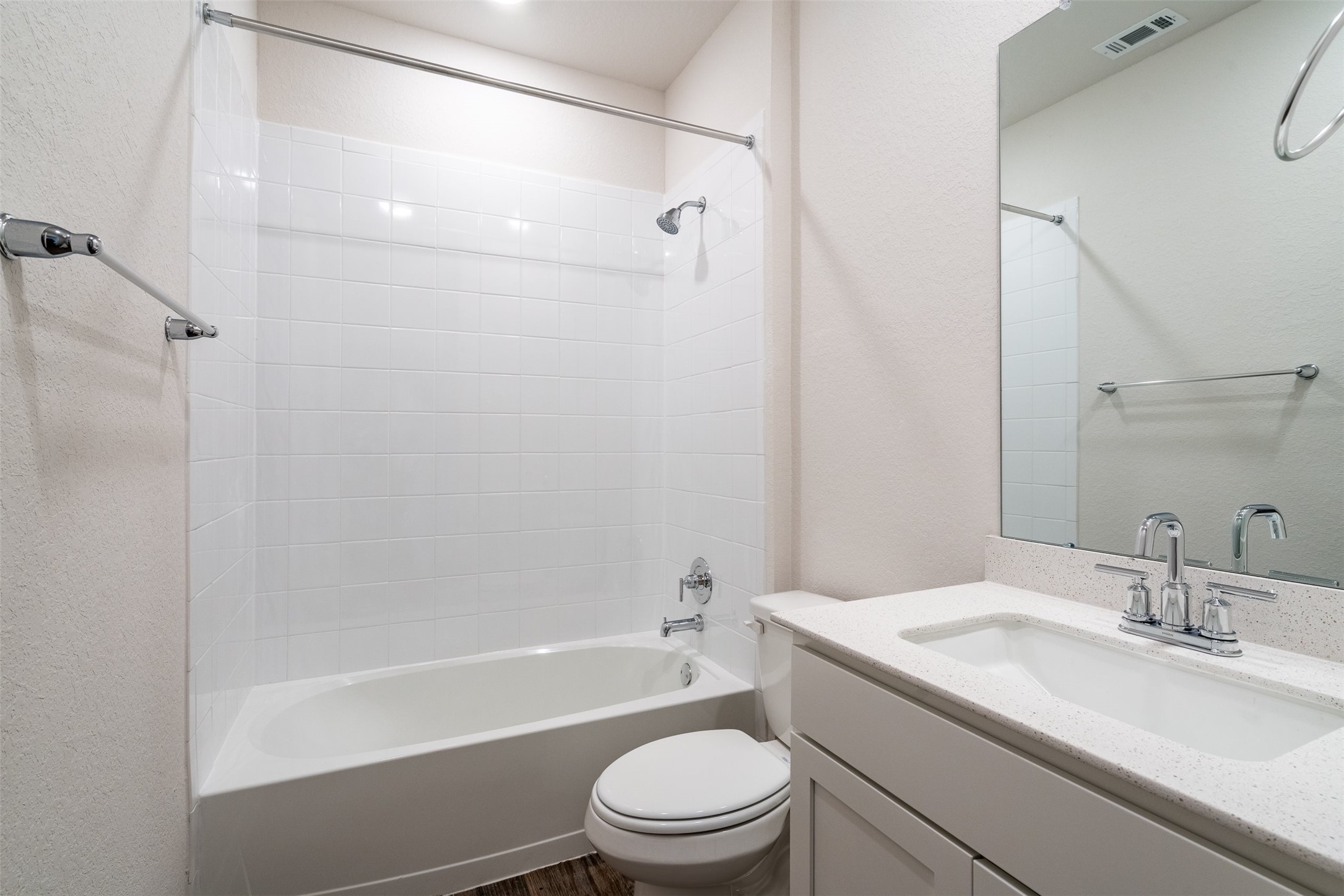 233 Brooklyn Drive Georgetown, TX 78626 - Photo 15 of 21 a bathroom with a sink a toilet and a bathtub